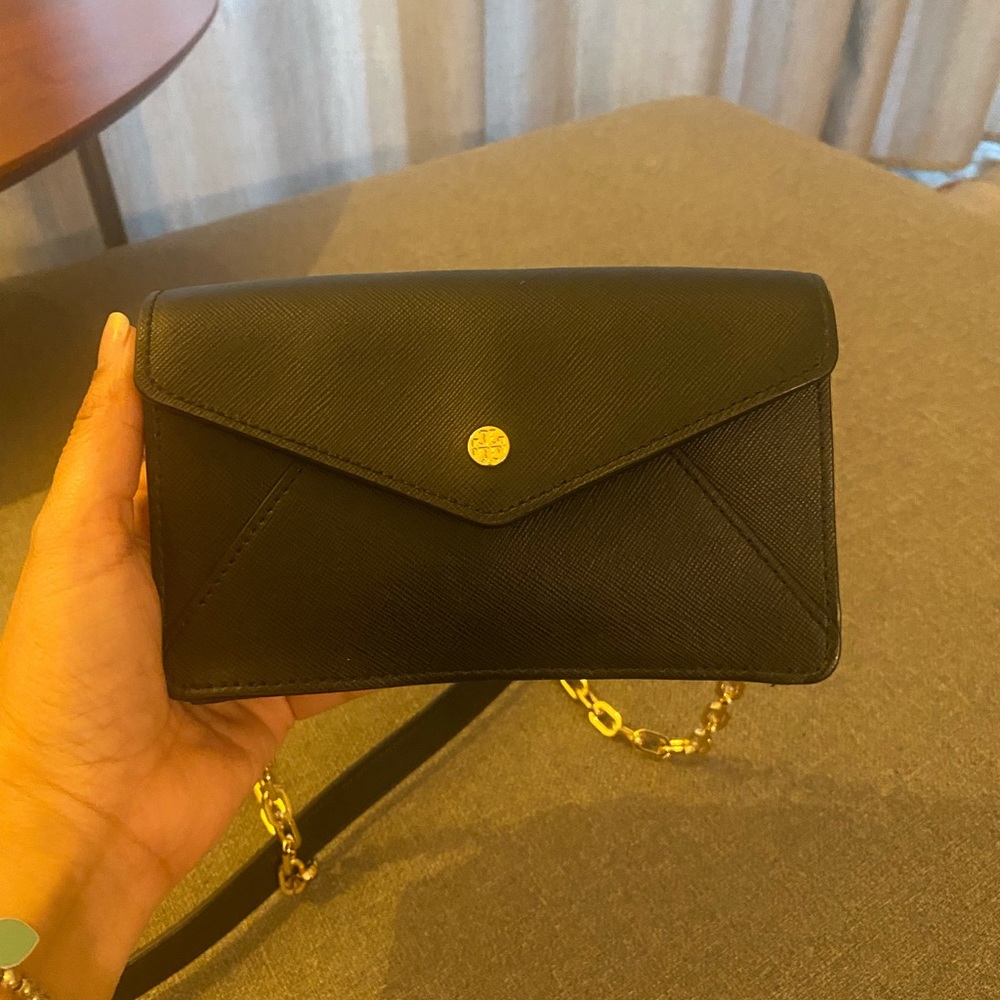Tory Burch Wallet Envelope on a Chain